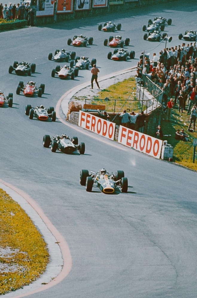 Обои с машинами. 10 часть., фото 17 Обои с машинами. 10 часть., фото 17