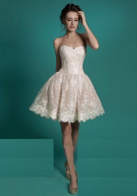 Девушки в коротких свадебных платьях, фото 4 Девушки в коротких свадебных платьях, фото 4