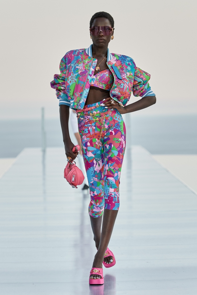 Коллекция Versace (Pre-Fall 2023), фото 5