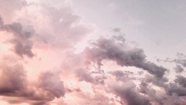 Обои с небом и облаками, фото 1 Обои с небом и облаками, фото 1