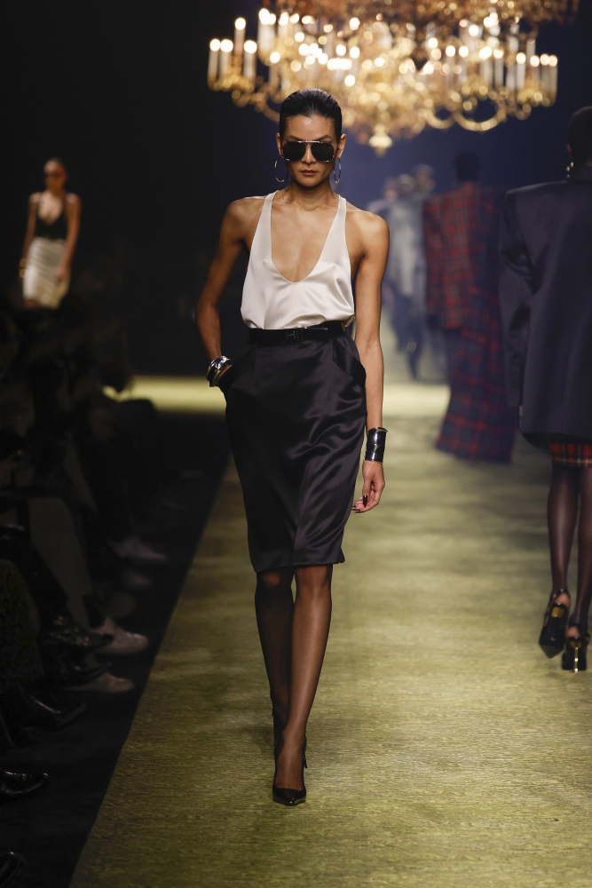 Коллекция Saint Laurent (Fall 2023 Ready-to-Wear), фото 8