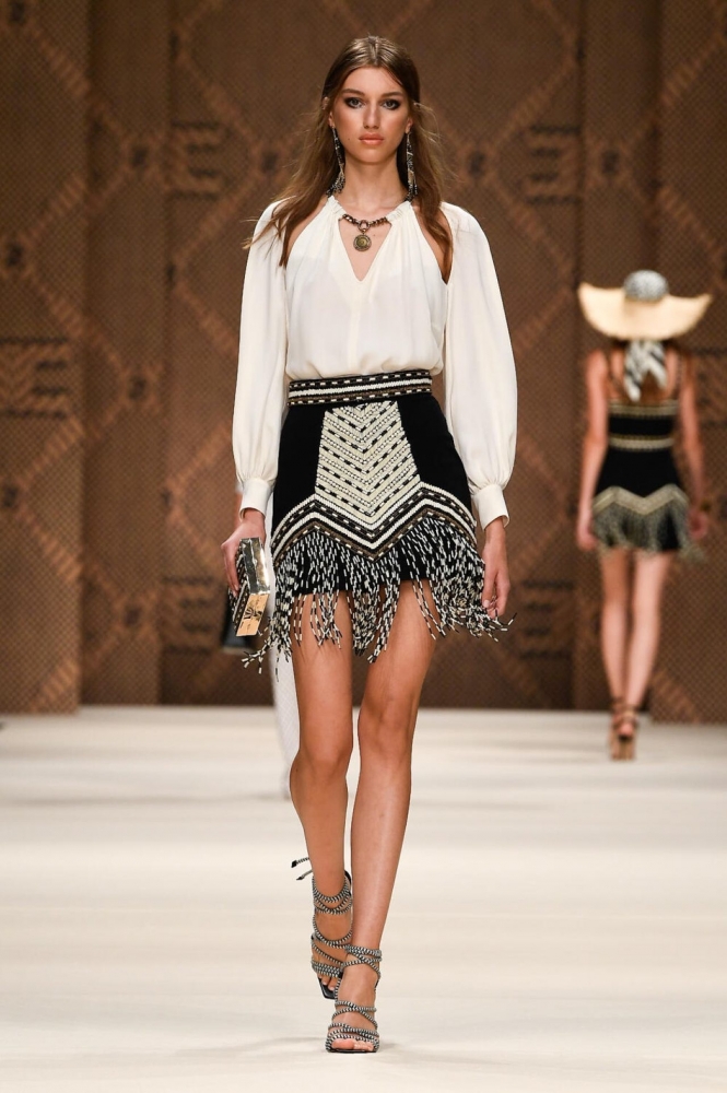 Коллекция Elisabetta Franchi (Spring Summer 2023 collection fashion show), фото 6