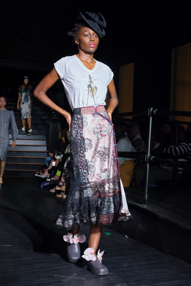 Коллекция In Earnest By Byron Lars (Spring 2023 read-to-wear) 
