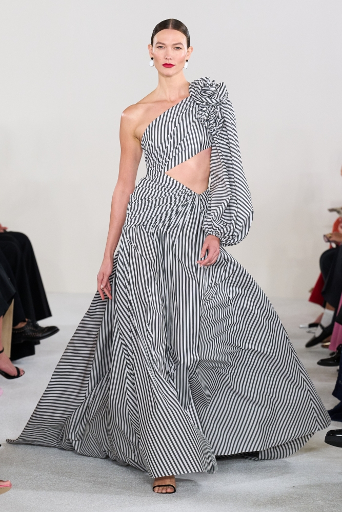 Коллекция Carolina Herrera (Spring 2023 read-to-wear) , фото 3