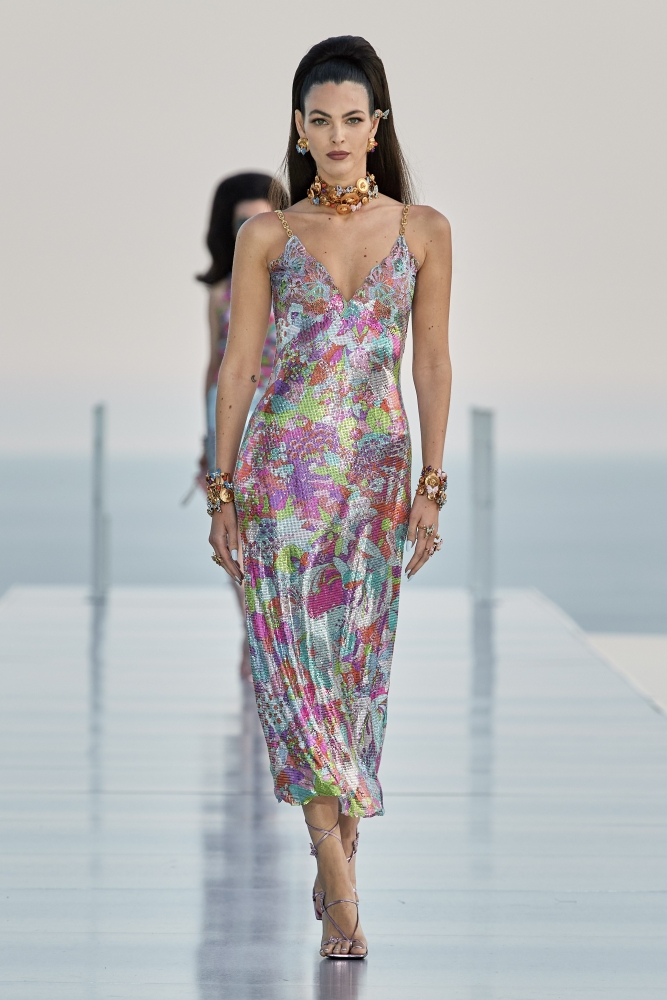 Коллекция Versace (Pre-Fall 2023), фото 6