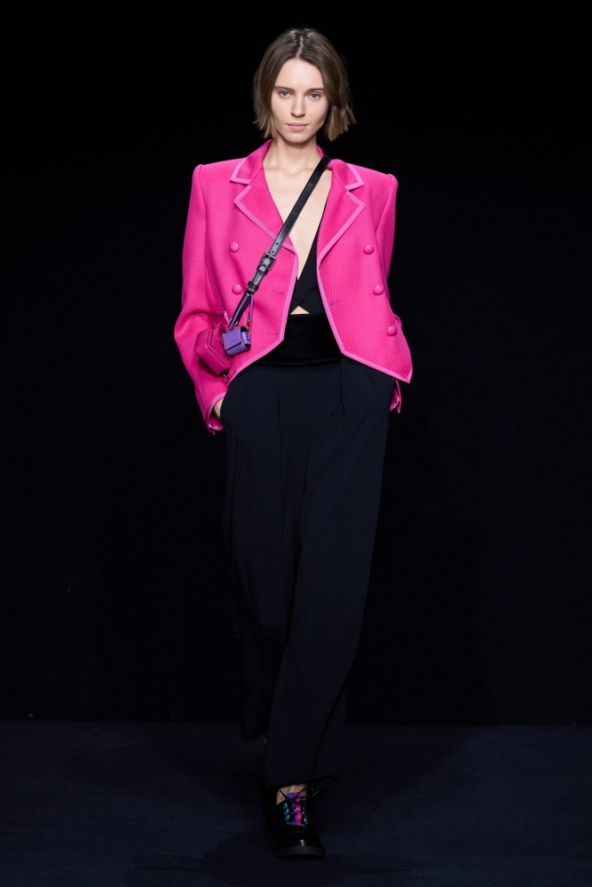 Коллекция Emporio Armani (Fall 2023 Ready-to-Wear), фото 15