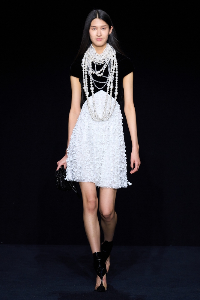 Коллекция Emporio Armani (Fall 2023 Ready-to-Wear), фото 23