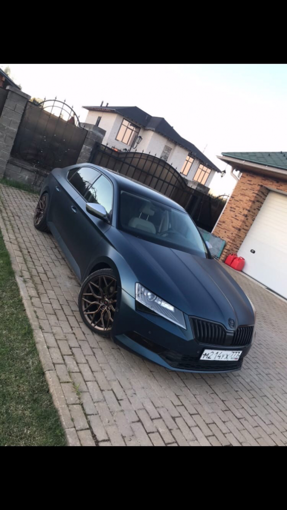 Обои с машинами.1 часть, фото 12 Обои с машинами.1 часть, фото 12