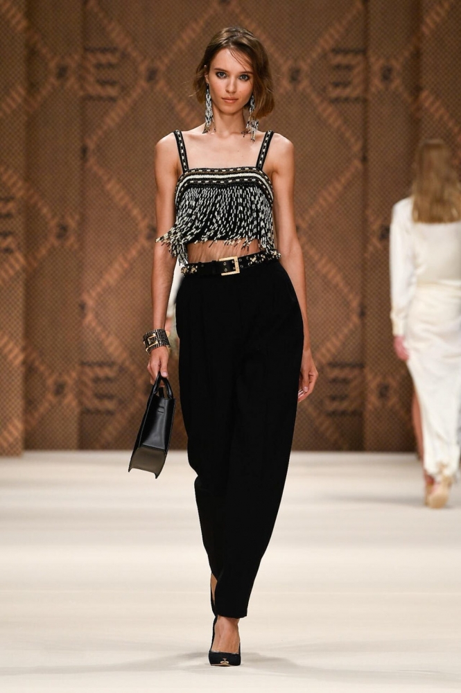 Коллекция Elisabetta Franchi (Spring Summer 2023 collection fashion show), фото 5