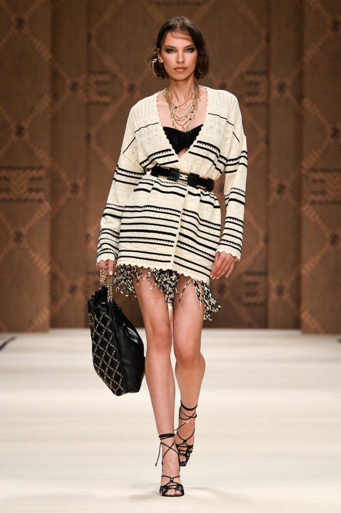 Коллекция Elisabetta Franchi (Spring Summer 2023 collection fashion show), фото 4