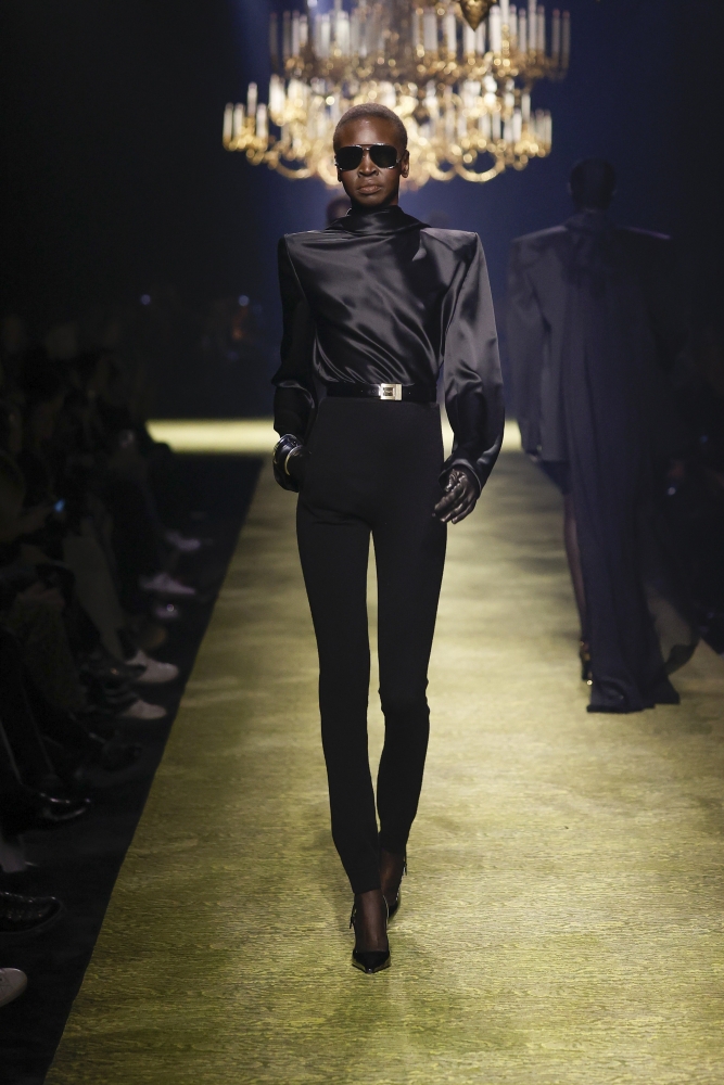 Коллекция Saint Laurent (Fall 2023 Ready-to-Wear), фото 17