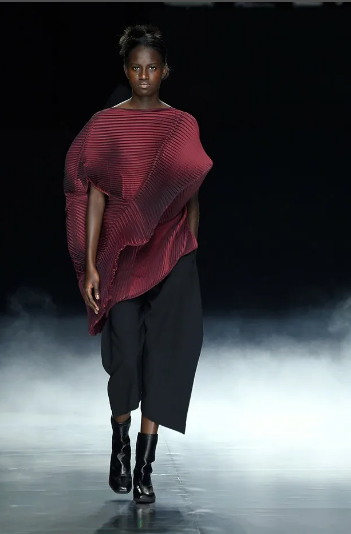 Issey Miyake Spring Summer 2018 Collection - DSCENE designscene.net