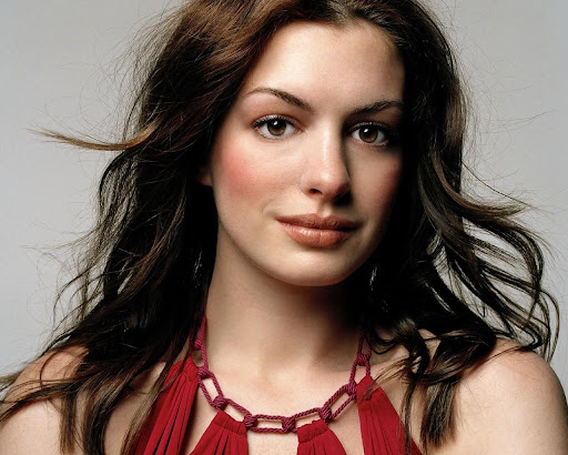 Обои Звёзды: Энн Хэтэуэй, фото 3 Обои Звёзды: Энн Хэтэуэй, фото 3