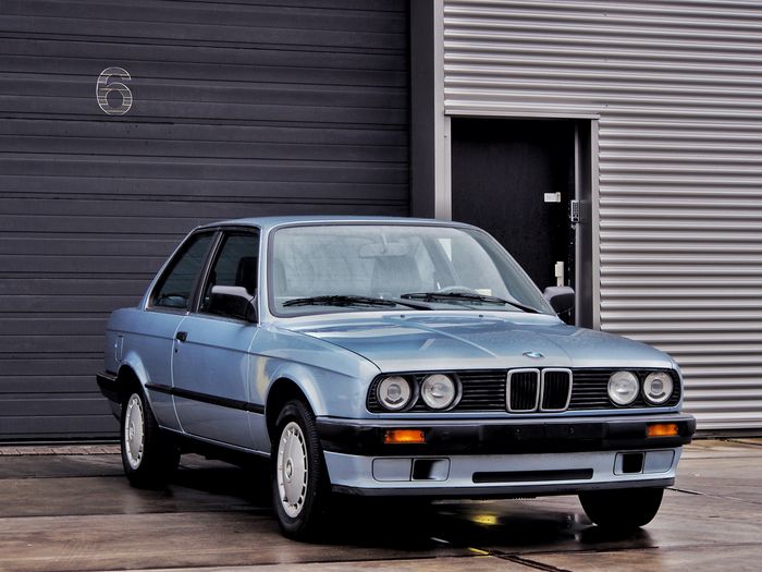 Bmw 318i фото