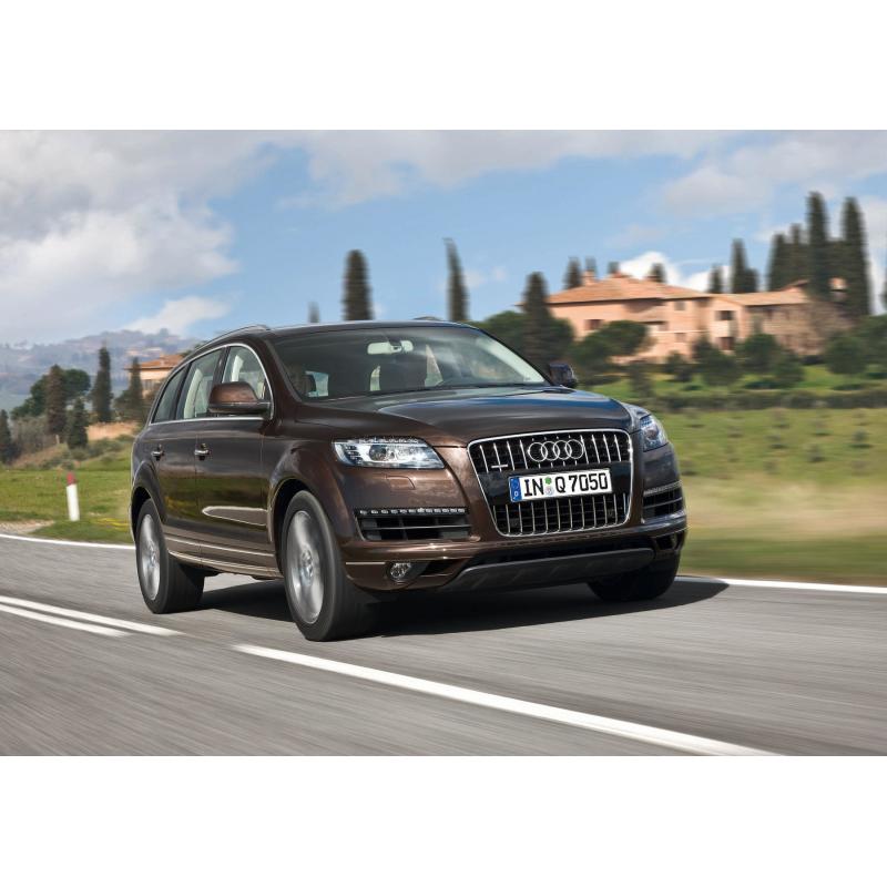 Quattro mt. Audi q7. Ауди джип q7. Audi q7 2009 3.0 TDI. Ауди q7 2010.