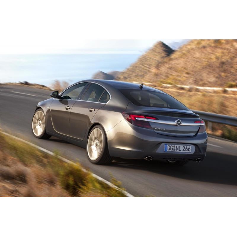 Опель инсигния 1.6 турбо 170. Opel Insignia 2016.