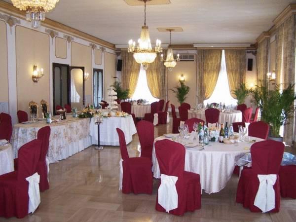 Villa Ducale Hotel Ristorante 3* Доло Villa Ducale Hotel Ristorante 3* Доло