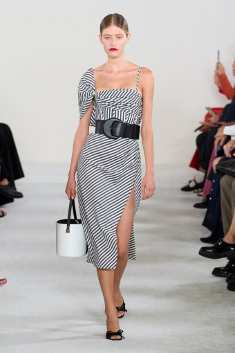 Коллекция Carolina Herrera (Spring 2023 read-to-wear) 