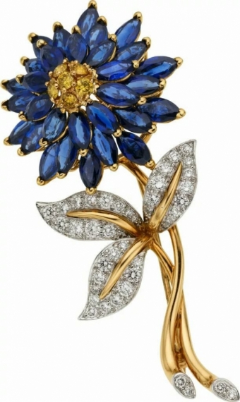 Драгоценные украшения в виде цветов.