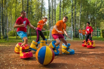 Веселый и беспощадный, спорт - не для слабаков ))