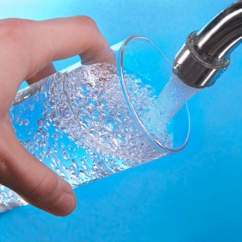 Возможна ли очистка питьевой воды бытовыми способами?