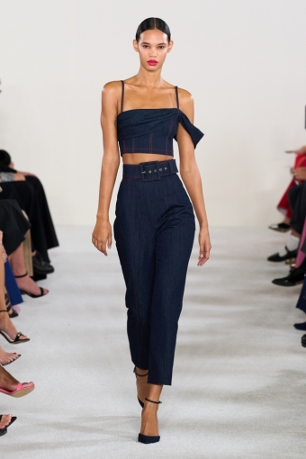 Коллекция Carolina Herrera (Spring 2023 read-to-wear) 