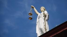 Ссудополучатель не обязан вносить взносы на капремонт многоквартирного дома.