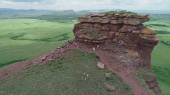 ⛰️ Хакасские Сундуки: Ну это просто космос какой-то! 🤯