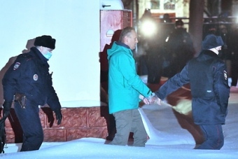 Полицейского из Самары подозревают в сливе данных о перелетах отравителей Навального