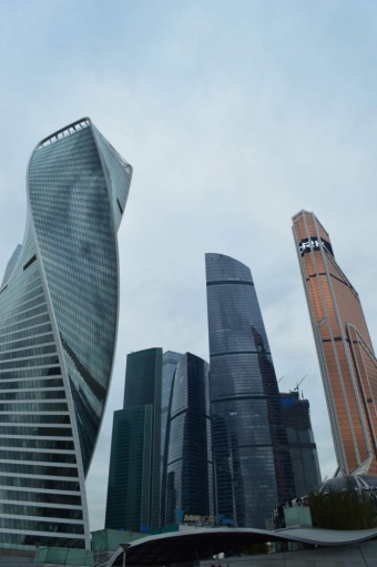 Москва-сити - уникальная архитектура из стекла и бетона