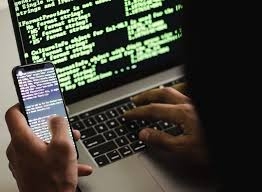  Госдума готовит законопроект о борьбе с фальшивыми сайтами.