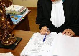 Госдума приняла законопроект, которым закрепляется судебный порядок обжалования записи об отце ребенка наследниками. 