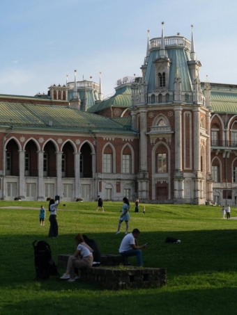 🌳Природа, прогулки на лодке и скульптуры: очень красивые детали музея-заповедника «Царицыно».