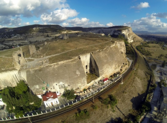 Монастыри, жемчужины Крыма