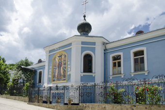 Жемчужины Крыма. Свято-Троицкий-Параскевиевский монастырь