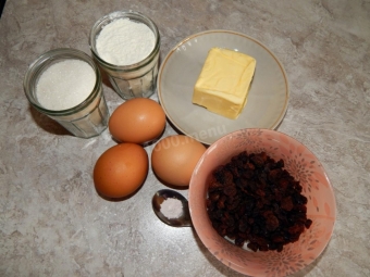 Кексики с изюмом