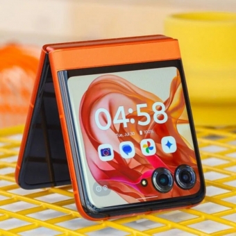 Смартфон Motorola Razr50, 8GB, 256GB, 6,9, Android 13, русский, google play оранжевый