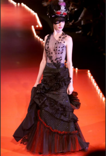 Fashion Show: Christian Lacroix Spring Summer 2009