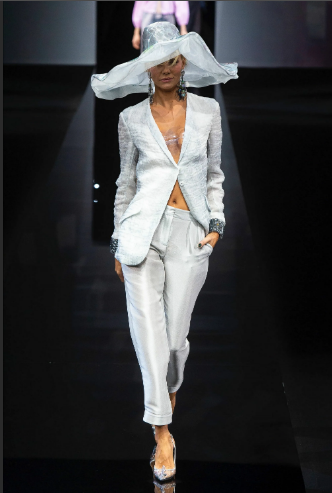 Emporio Armani Spring 2014 Ready-to-Wear Abiti alla moda