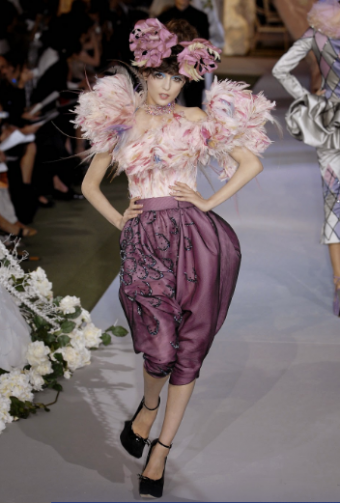 Fashion Show: Christian Dior Couture Fall 2007 John Galliano