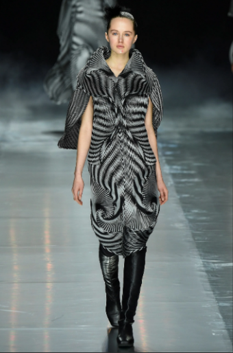 Issey Miyake Spring Summer 2018 Collection - DSCENE designscene.net
