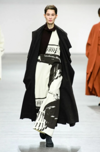 Issey Miyake Spring Summer 2018 Collection - DSCENE designscene.net