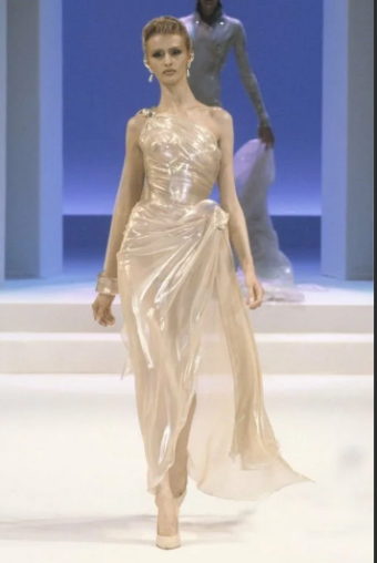 Thierry Mugler F/W 2012 Collection Paris Fashion Week