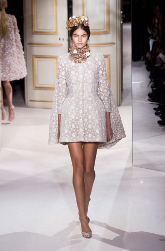 Giambattista Valli коллекция 2022
