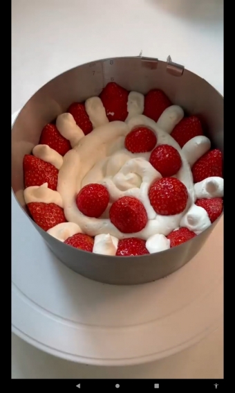 🎂 Готовим вкуснейший клубничный торт — Молочная девочка