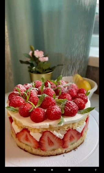 🎂 Готовим вкуснейший клубничный торт — Молочная девочка