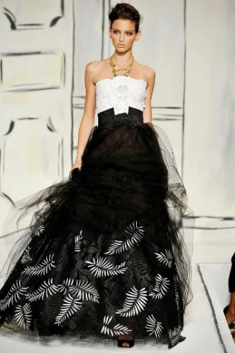 Oscar de la Renta 2018 Black Tulle Hand Painted Embroidered