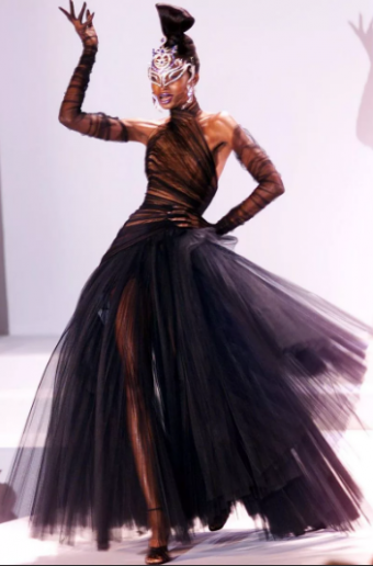 Thierry Mugler F/W 2012 Collection Paris Fashion Week