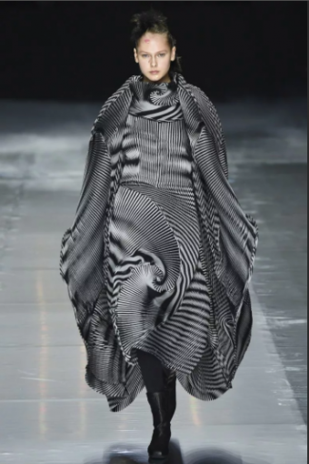 Issey Miyake Spring Summer 2018 Collection - DSCENE designscene.net