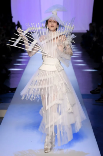 Fashion Show: Jean Paul Gaultier Высокая Мода Весна 2015